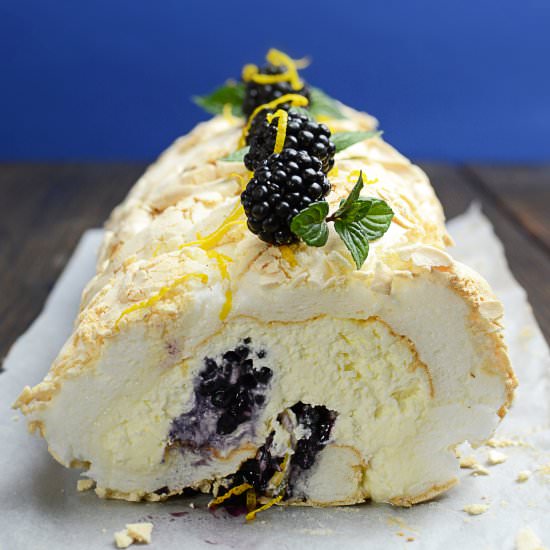 Meringue Roulade with Mascarpone - Recipe photo by poezja-smaku