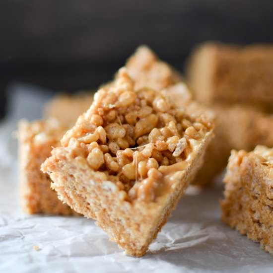 Cookie Butter Crispy Treats - Recipe photo by simplywhisked