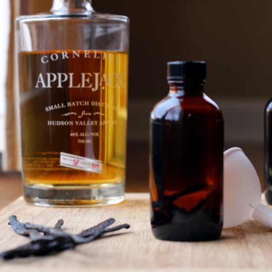Homemade vanilla extract - Recipe photo by OnlyFromScratch