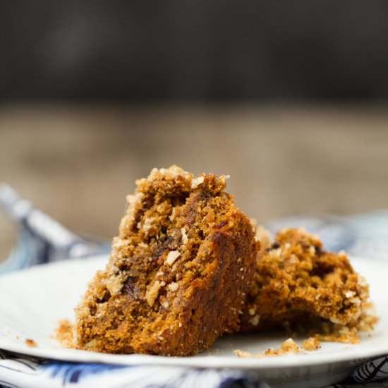 Roasted Banana Streusel Muffins - Recipe photo by ArisMenu