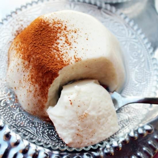 Greek yogurt jelly - Recipe photo by micky apostu