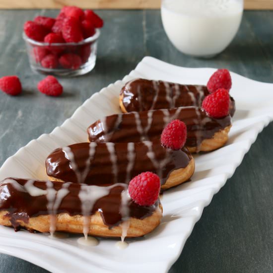 Perfect Chocolate Eclairs - Recipe photo by vivalafood