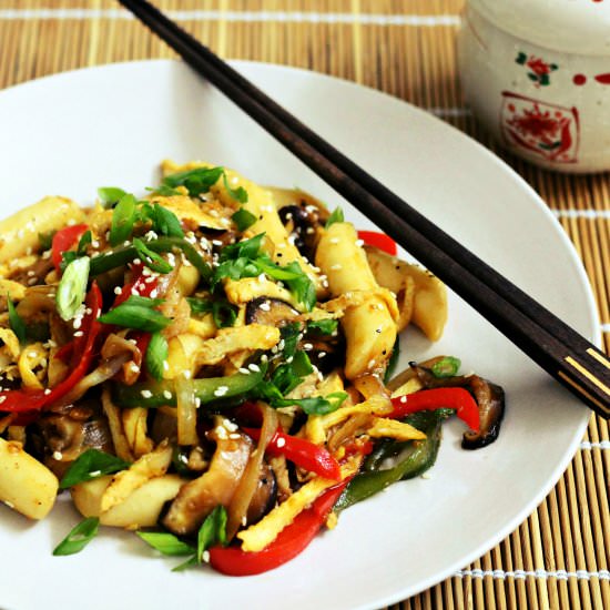 Korean Rice Cake Stir-Fry - Recipe photo by featsoffeasts
