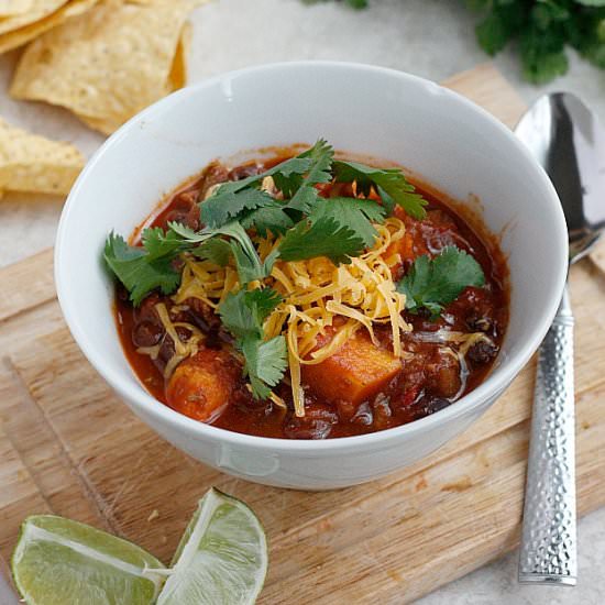 Sweet Potato Black Bean Chili - Recipe photo by fabtastic eats