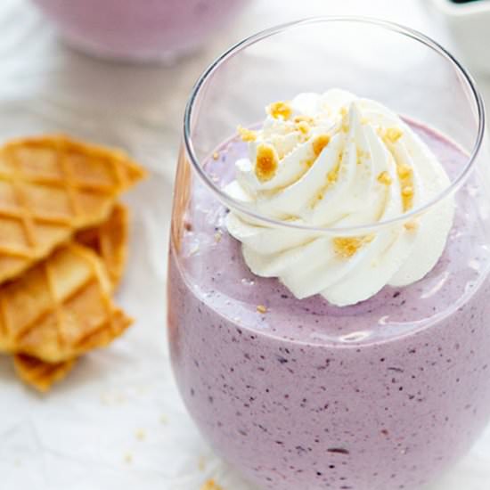 Berries and Cream Mlikshake - Recipe photo by mybakingaddiction