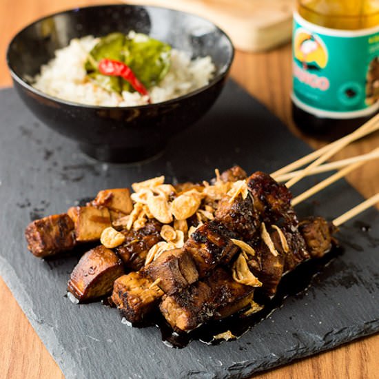 Meatless Today:Tempe and Tahu satay - Recipe photo by bicil