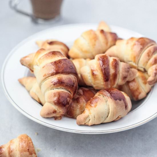 Vanilla Sour Cream Crescents - Recipe photo by bayaderka