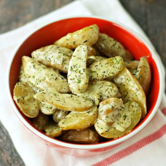 Crockpot Creamy Herbed Potatoes - Recipe photo by slowcookergourmet