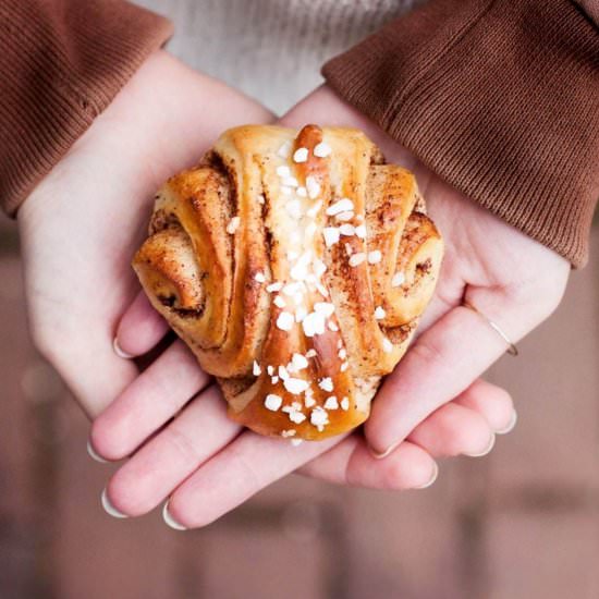 Finnish Cinnamon Rolls - Recipe photo by myblueandwhitekitchen