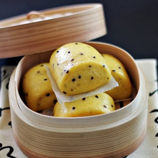 Pumpkin Mantou - Recipe photo by Anncoo