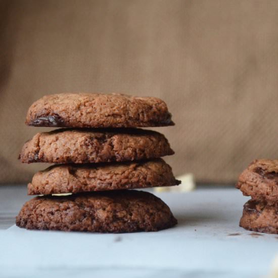Vegan Chocolate Chip Cashew Cookies - Recipe photo by veganmiam