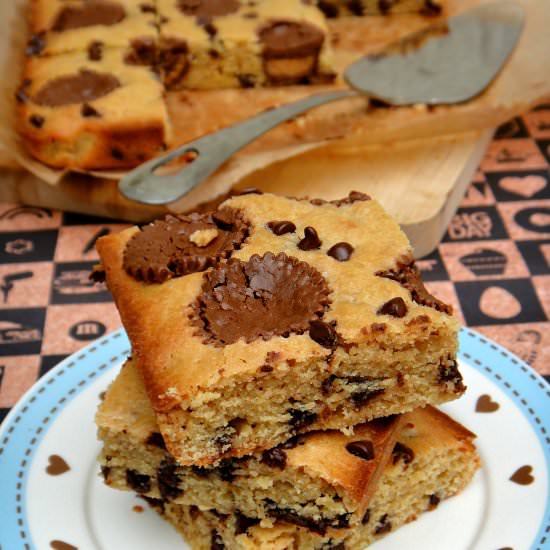 Blondies with Peanut Butter Cups - Recipe photo by featsoffeasts