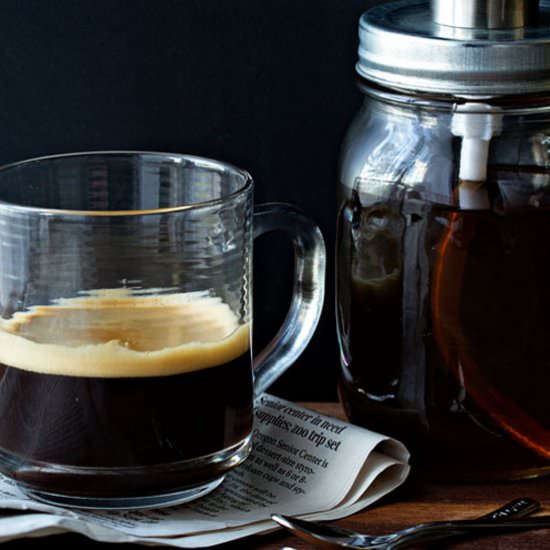 Homemade Vanilla Coffee Syrup - Recipe photo by mybakingaddiction