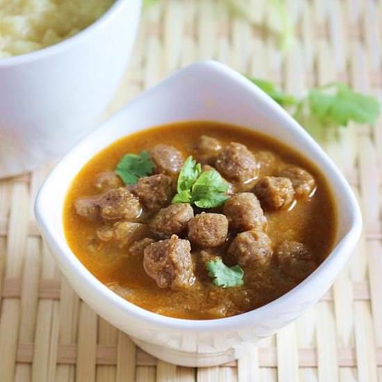 Soya chunks curry - Recipe photo by swasthfreak