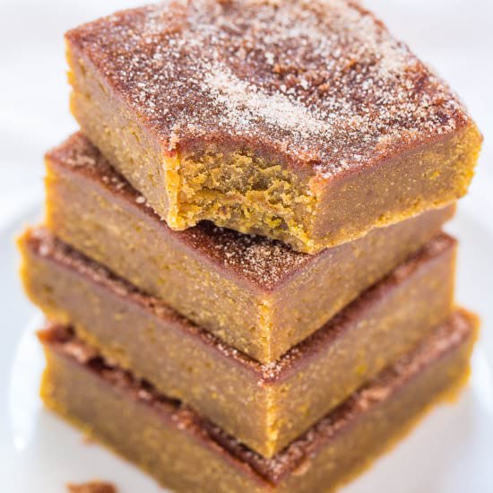 Pumpkin Snickerdoodle Blondies - Recipe photo by Averie