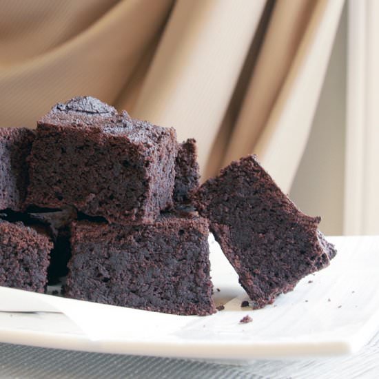 5-ingredient brownie - Recipe photo by NoSecretIngredient