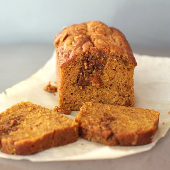 Pumpkin-Biscoff Bread - Recipe photo by the tummy train