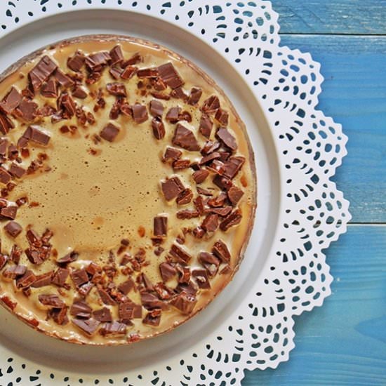 daim and dulce de leche cheesecake - Recipe photo by Simple Sugars