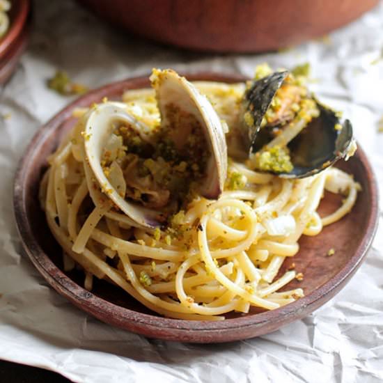 Shellfish Spaghetti - Recipe photo by lifeasastrawberry