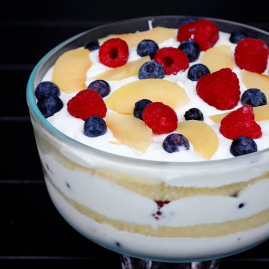 Yoghurt Cream Cake with Fruits - Recipe photo by littleaccidentsinthekitchen