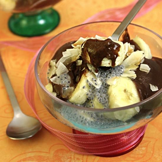 Fat-free Chocolate Crème Dessert - Recipe photo by veganlovlie