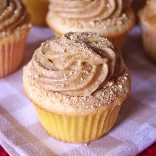 Pumpkin Cheesecake Cupcakes - Recipe photo by thebatterthickens