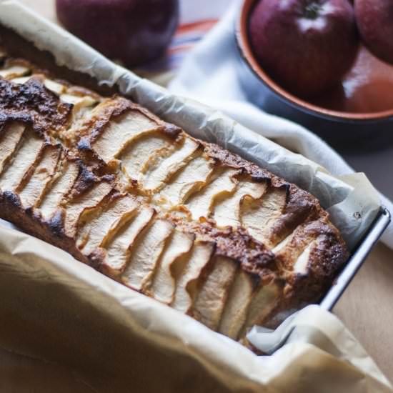 Light loaf pan with apples - Recipe photo by semplicementelight