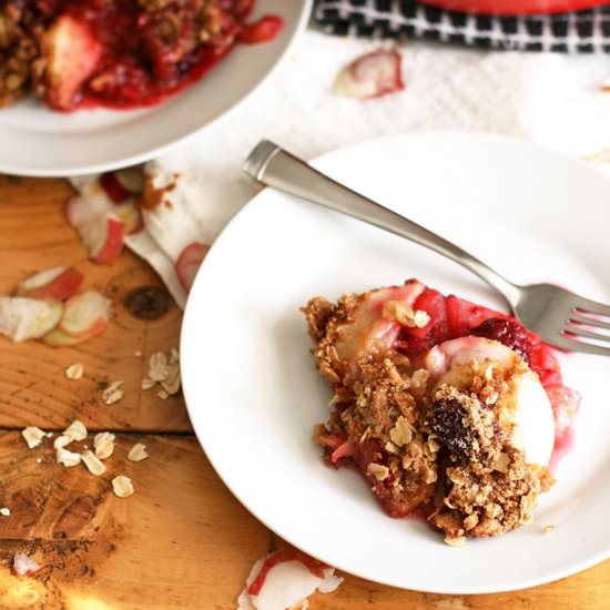 Apple-Blackberry Crisp - Recipe photo by CAVA