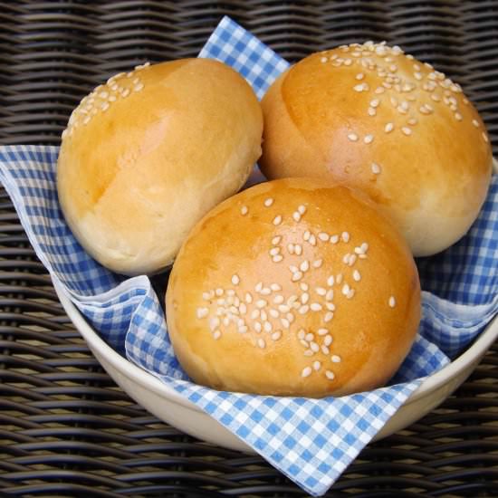 Smoked Bacon Buns - Recipe photo by BakingSecrets