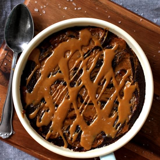 Skillet Mudcake with Dulce de Leche - Recipe photo by Wicked sweet kitchen