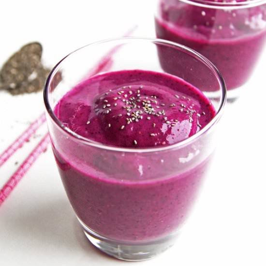 Antioxidant Power Smoothie - Recipe photo by Leelalicious
