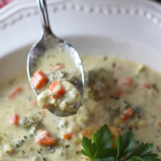 Savory Broccoli Cheddar Soup - Recipe photo by theloghomekitchen