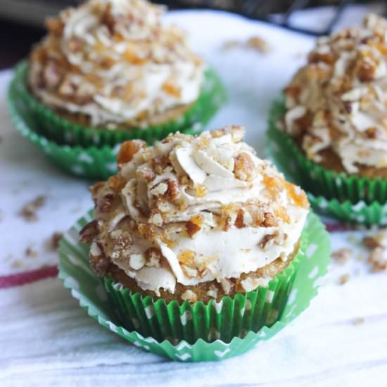 Pumpkin Cupcakes with Pecan Praline - Recipe photo by littlebroken