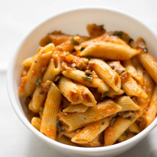 Vegan Rigatoni Mushroom Bolognese - Recipe photo by kannammacooks
