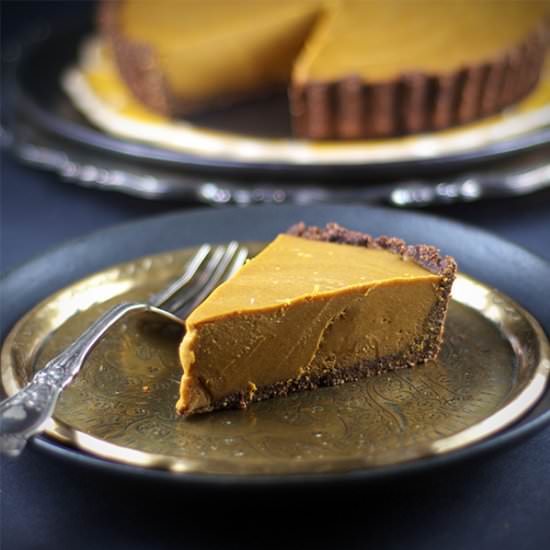 Carob Pumpkin Tart – GF, V, Paleo - Recipe photo by Audrey @ Unconventional Baker