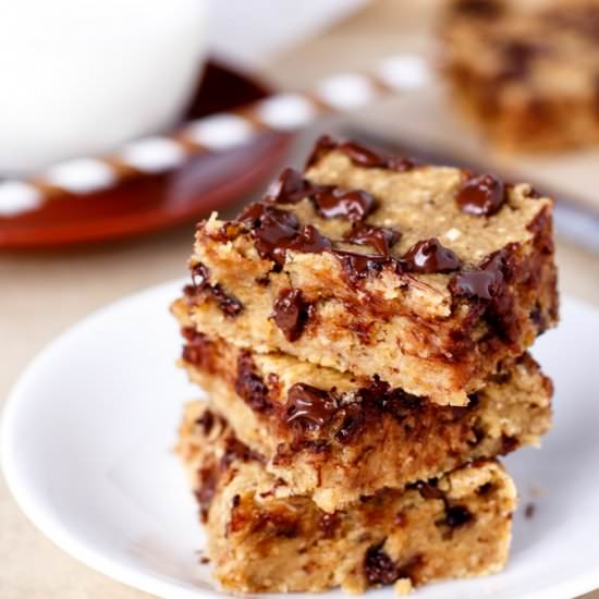 Banana Bread Choc Chip Blondies - Recipe photo by Cafe Delites