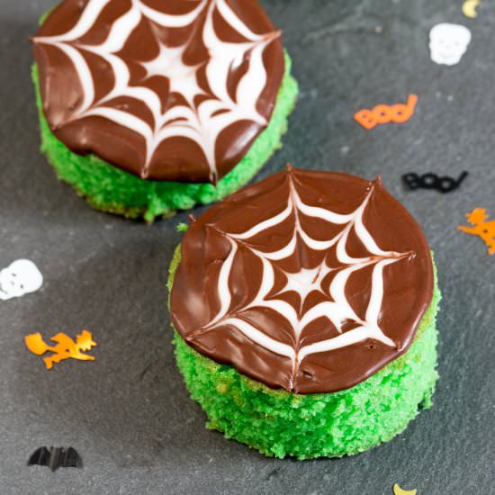 Green Poisonous Cake - Recipe photo by SweetSourSavory