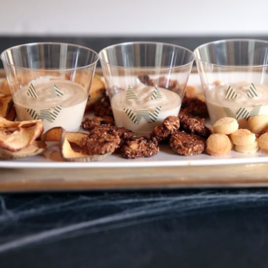 Delicious Sweet Yogurt Dip - Recipe photo by handmademood