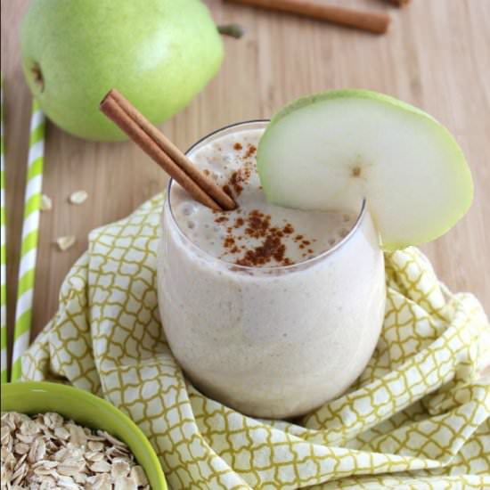 Spiced Pear Smoothie - Recipe photo by Purely Katie