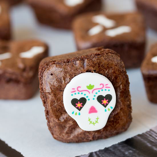 Dia de los Muertos Brownie Bites - Recipe photo by bakelovegive