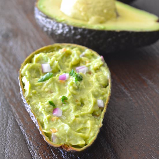 Super tasty Guacamole - Recipe photo by yesiamvegan