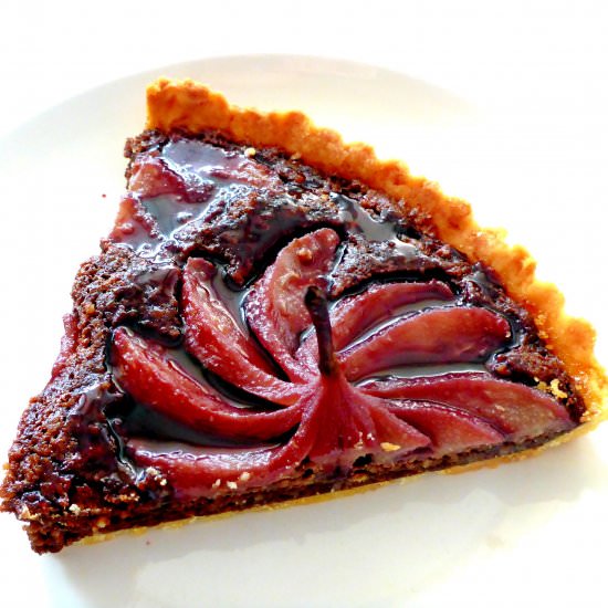 Pear and chocolate frangipane tart - Recipe photo by Ivyka