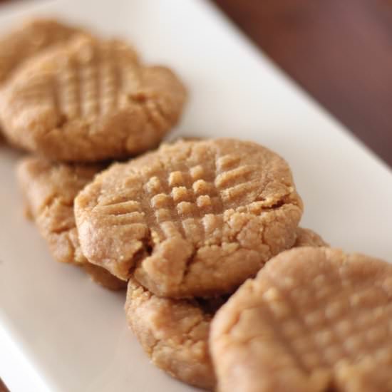3 Ingredients Cookies - Recipe photo by Made with Happy