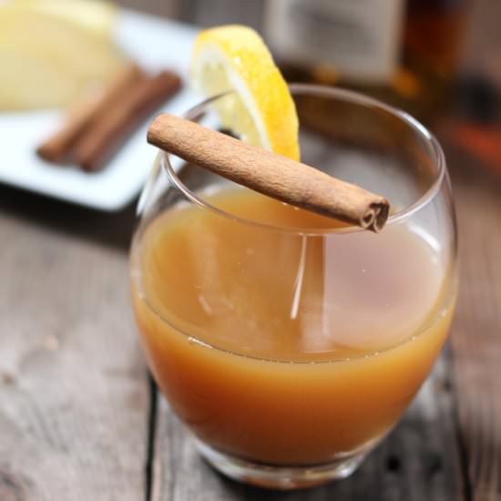 Bourbon Spiked Hot Apple Cider - Recipe photo by @Vindulge