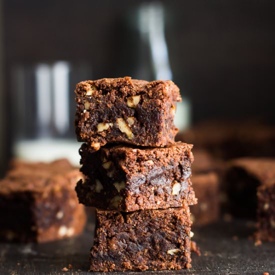 Eggless Amaranth Brownies - Recipe photo by deepali