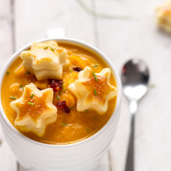 Sweet Potato and Carrot Soup - Recipe photo by Eatwell 101