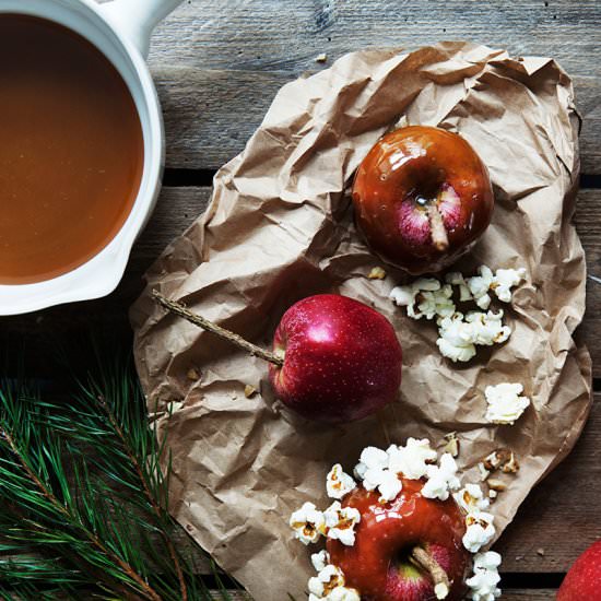 Caramel Apples Recipe - Recipe photo by ModernWifestyle