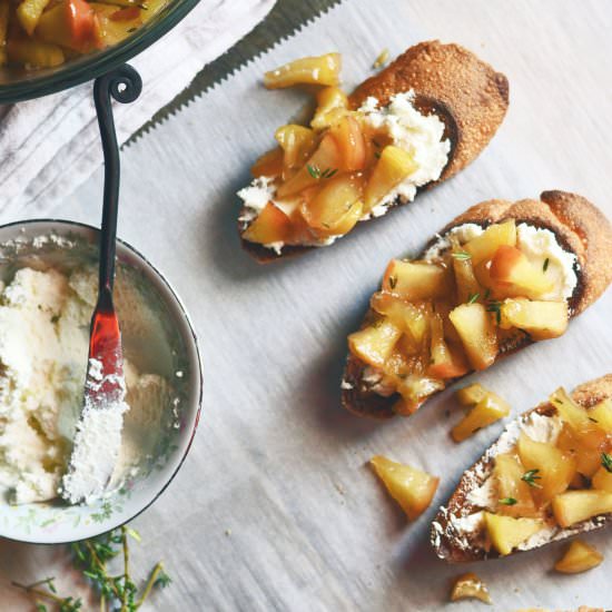 Caramelized Apple & Goat Cheese - Recipe photo by forkvsspoon