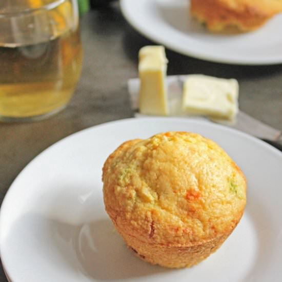 Jalapeno Cheddar Corn Muffins - Recipe photo by lifefoodandbeer