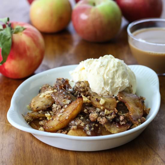 Skillet Apple Crisp - Recipe photo by chef julie yoon